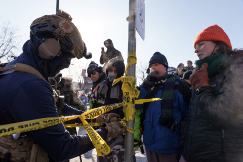 美 미네소타서 또 연방요원 총격에 시민 또 사망… 시위 격화