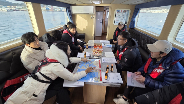 통영시가 FDA 수출용 패류생산 지정해역 점검을 앞두고 해양수산부, 국립수산과학원, 경남도, 거제시와 주요시설 1600곳에 대한 합동 점검을 펼치는 등 선제 대응에 나섰다. 통영시 제공