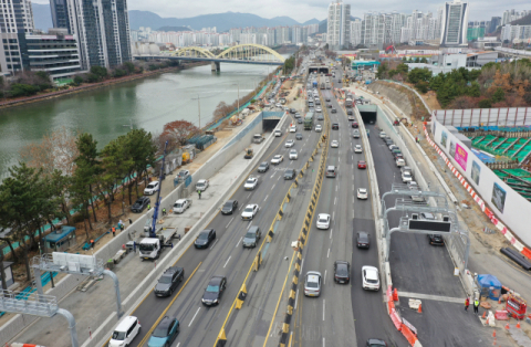 부산 첫 ‘대심도’ 교통 혈맥 뚫을까, 교통 혼란 부를까