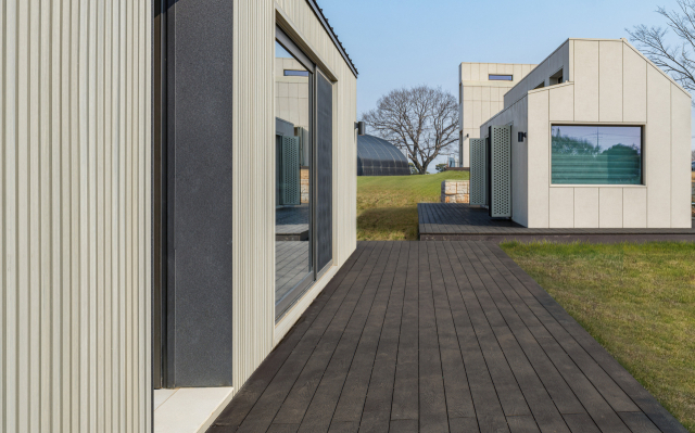 LG전자가 레저·관광 사업을 계획하고 있는 B2B 고객을 위해 전북 김제시 죽산면에 LG 스마트코티지를 상시 체험할 수 있는 공간 ‘죽산모락’.LG전자 제공