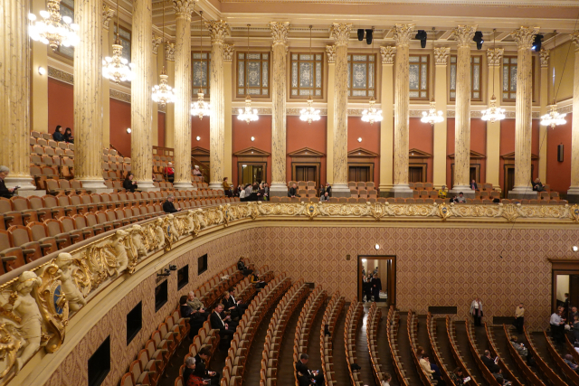 전통적인 슈박스 형태의 드보르자크 홀. 이상훈 제공