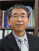 추태호 부산대 명예교수. 부산일보DB