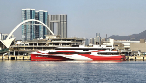 “밸런타인데이·설 연휴는 사랑하는 이와 함께 크루즈에서”