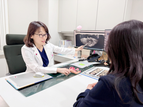 [닥터큐 전문의를 만나다] 젊은 난임 유발 ‘다낭성난소증후군’, 맞춤형 접근 우선