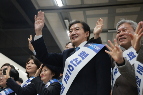 설 앞두고 귀성 인사 나서는 여야 정치권…박형준 부산시장도 부산역 방문