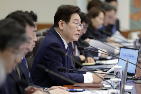 이 대통령 “집 팔라 강요 안해…부동산 정상화 추구할 뿐”