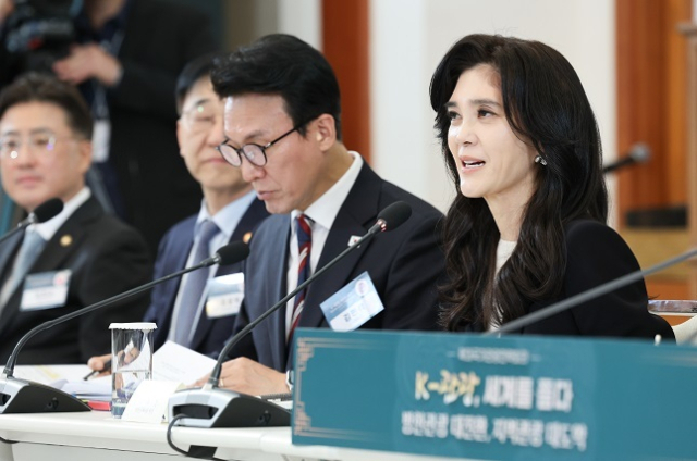 이부진 한국방문의해위원장이 25일 청와대에서 이재명 대통령 주재로 열린 확대국가관광전략회의에서 발언하고 있다. 연합뉴스