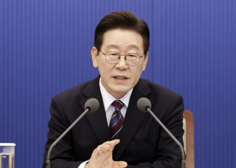 부동산 안정화 이어 주식시장 개혁…이 대통령 연일 '정상화' 강조