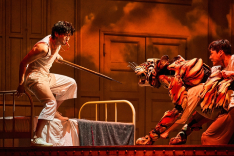 퍼핏·영상미가 엮어낸 ‘라이프 오브 파이’, 상상의 바다에서 진실을 묻다