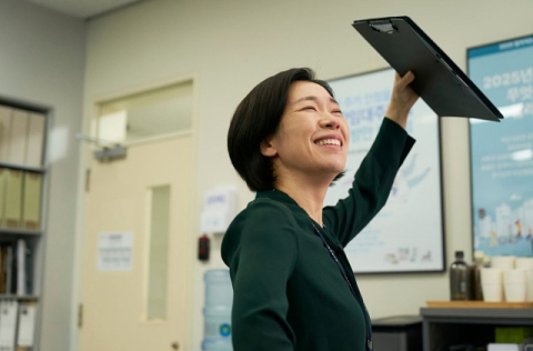 영화 ‘매드 댄스 오피스’ 스틸컷. 앤케이컨텐츠 제공