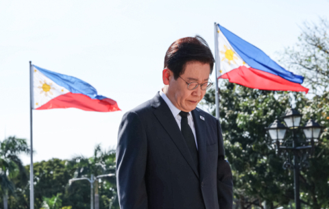 동남아 순방 이 대통령, 필리핀서 원전·방산 협력 논의