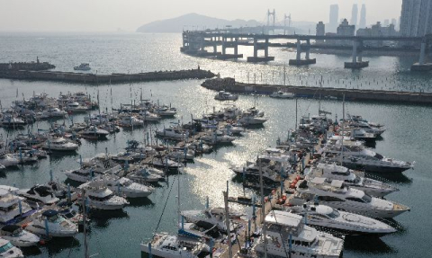 수영만 요트경기장 영업 정지 ‘일시 정지’