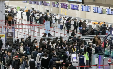‘설 연휴 효과’ 김해공항, 2월 승객 증가율 인천공항 4배