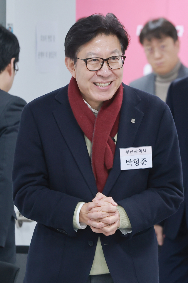 6·3 지방선거 부산시장에 도전하는 박형준 부산시장이 11일 서울 영등포구 여의도 국민의힘 중앙당사에서 열린 광역단체장 후보 면접에 참석하고 있다. 연합뉴스