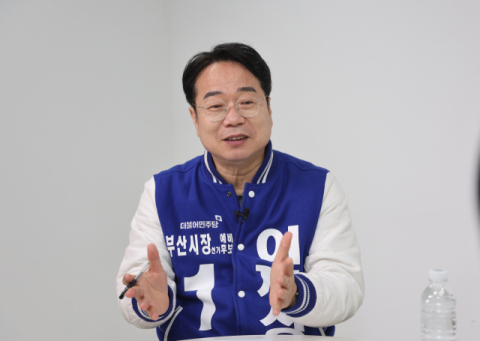 [영상] 이재성 “부산에 필요한 건 기업인 출신…5년간 10만 개 일자리 창출”