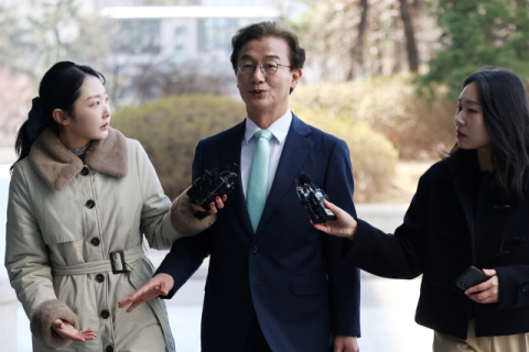 “의혹 털고 나오라”는 비판에 田 “판단은 합수본이” [전재수 피의자 소환 국힘 총공세]