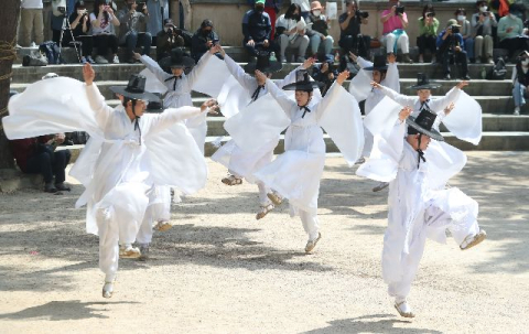 일요일 부산민속예술관에서 얼쑤!