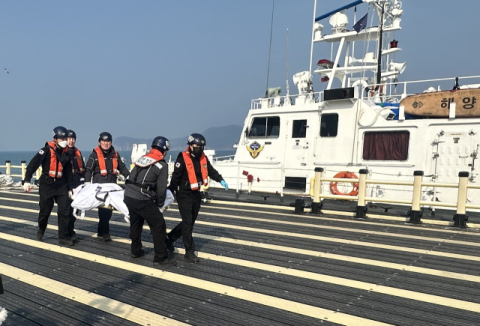 통영 매물도 갯바위 실종 70대 낚시객 3일 만에 주검으로