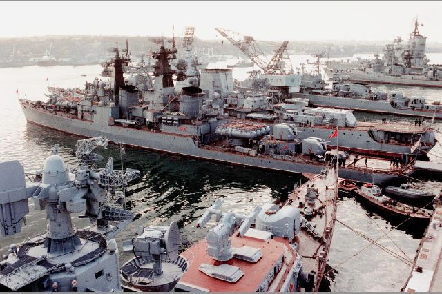 정박중인 러시아 흑해함대소속 군함들. 연합뉴스