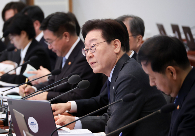 이재명 대통령이 24일 청와대에서 국무회의를 주재하고 있다. 연합뉴스