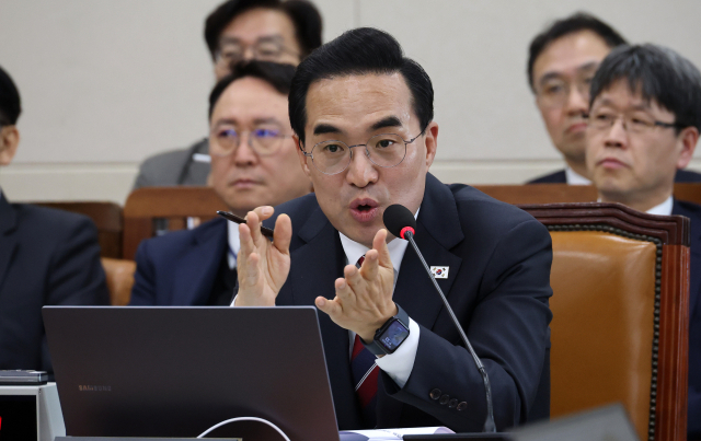 박홍근 기획예산처 장관 후보자가 23일 국회 재정경제기획위원회에서 열린 인사청문회에서 의원 질의에 답변하고 있다. 연합뉴스