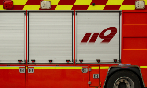 김해 자동차부품 공장서 불···인명피해 없어