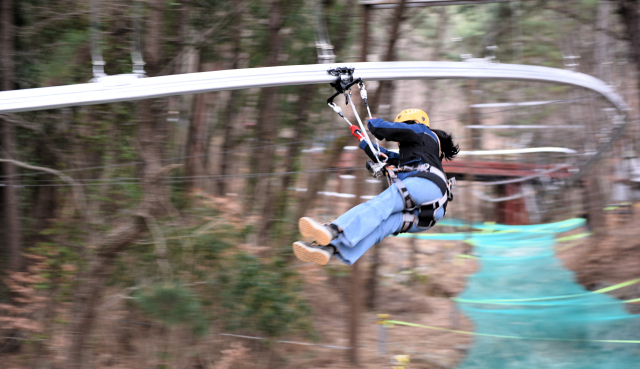 거제해양관광개발공사는 포로수용소유적공원 내 체험 콘텐츠인 ‘아바타 포’ 새 단장을 마치고 정상 운영에 들어갔다. 공사 제공