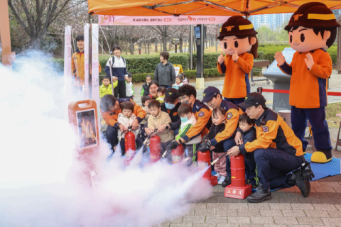 [포토뉴스] “소화기로 불 끄기 어렵지 않아요”