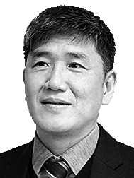 [김승일 칼럼] 돌아온 로맨스