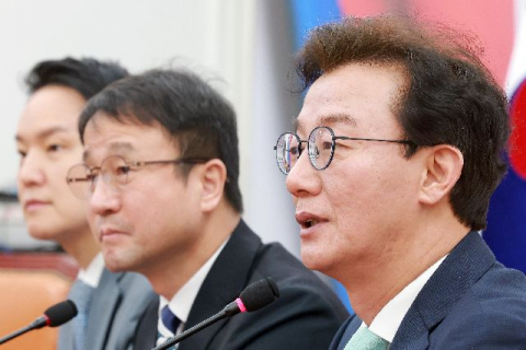 [사설] 글로벌특별법에 침묵하는 민주당, 책임 있는 자세 보여야