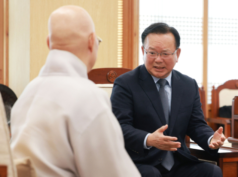 홍준표, 김부겸 공개 지지… 국힘 