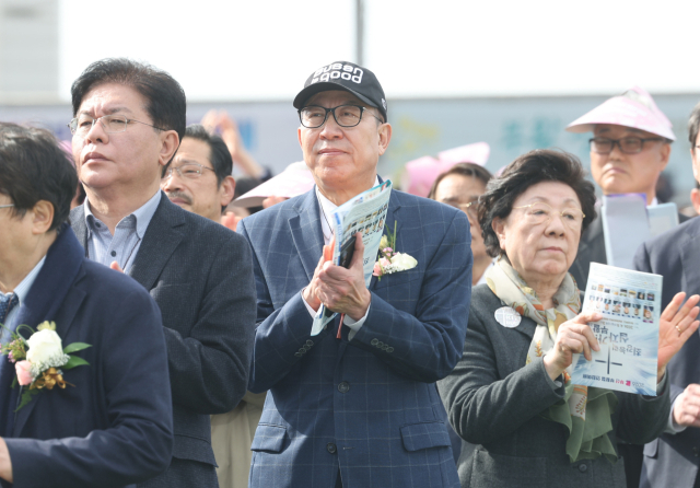 부활절 연합예배에 참석한 박형준 시장. 이재찬 기자 chan@