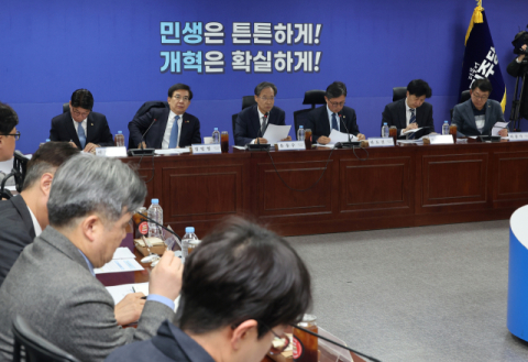 정부·여당 “원유 확보 위한 특사 파견”… ‘사후정산제’ 폐지도 합의