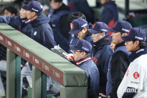 공격력 극대화는 커녕…물 먹은 롯데 방망이