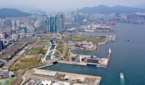 북항 돔 야구장·K팝 아레나 법적 근거 마련…항만공사법 소위 통과