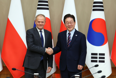 이 대통령, 폴란드 총리와 정상회담 
