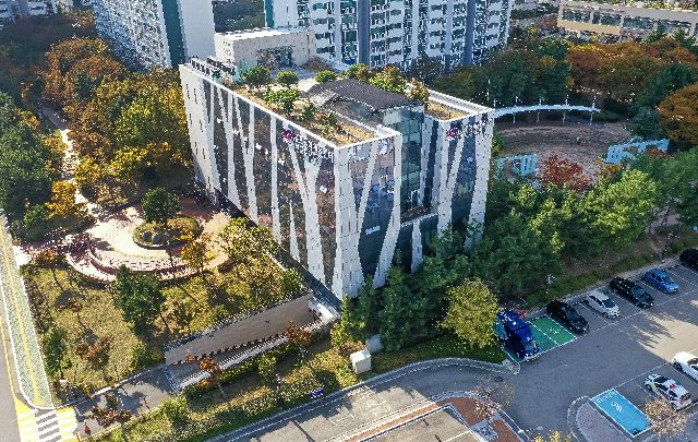 부산 남구 분포도서관 일대 전경. 부산일보DB