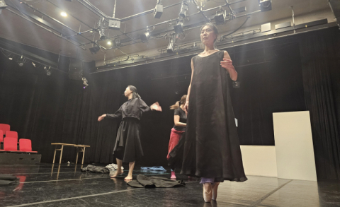 평균연령 45.2세가 추는 독백 같은 춤 ‘고립환상’