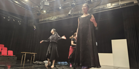 평균연령 45.2세가 추는 독백 같은 춤 ‘고립환상’