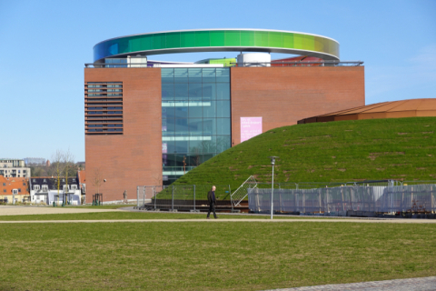 [이상훈의 시그니처 문화공간 이야기]도시를 걷는 미술관 아로스(ARos)가 만든 감각의 풍경