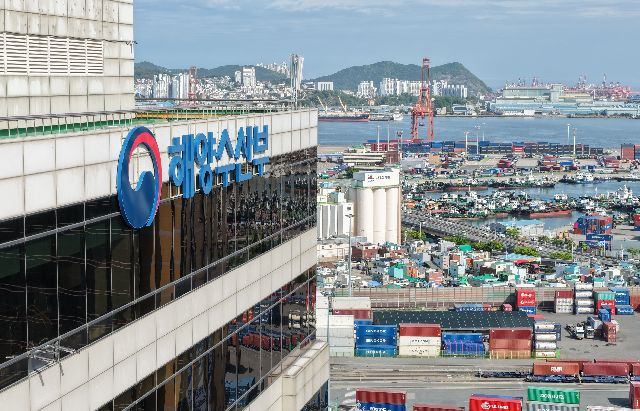 부산 동구 해양수산부 청사. 정종회 기자 jjh@ 2026.04.23 부산일보DB