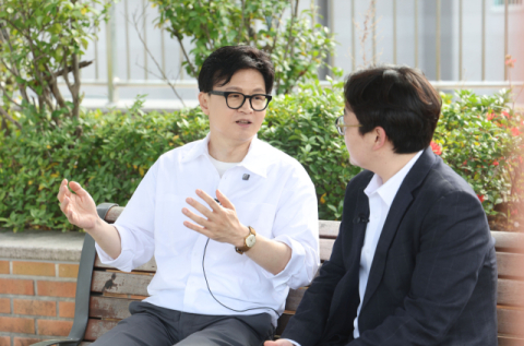 한동훈 “하정우,이재명 아바타?…보수 동남풍 만들어야”