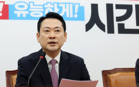 장동혁 “사퇴가 선거 승리 도움 되나…내부 갈등이 지지율 하락 원인”