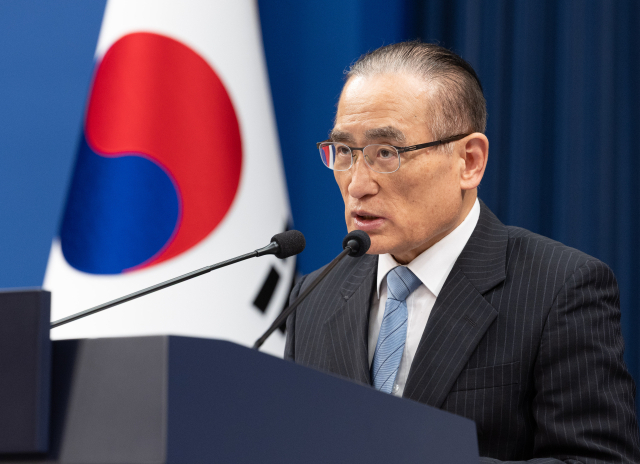 위성락 국가안보실장이 16일 청와대 기자회견장에서 이재명 대통령 순방 일정을 설명하고 있다. 연합뉴스