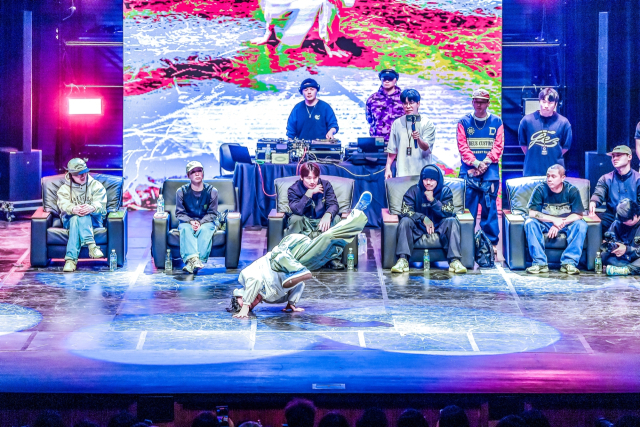 지난해 ‘함안군민의 날’ 스트리트 댄스 페스티벌 경연 모습. 함안군 제공