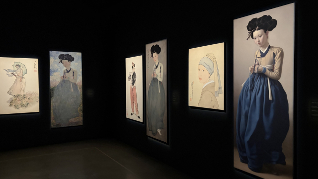 대구간송미술관과 대구경북과학기술원(DGIST) 협업 프로젝트로 선보인 신윤복의 '미인도' 재해석 이미지들. 김은영 기자 key66@