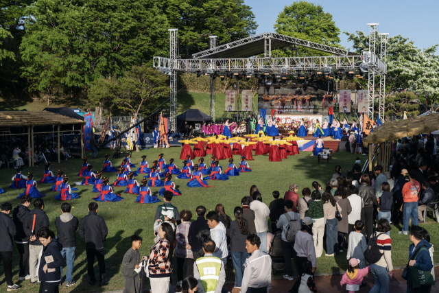 진주논개제 핵심 프로그램인 ‘의암별제’ 모습. 진주시 제공