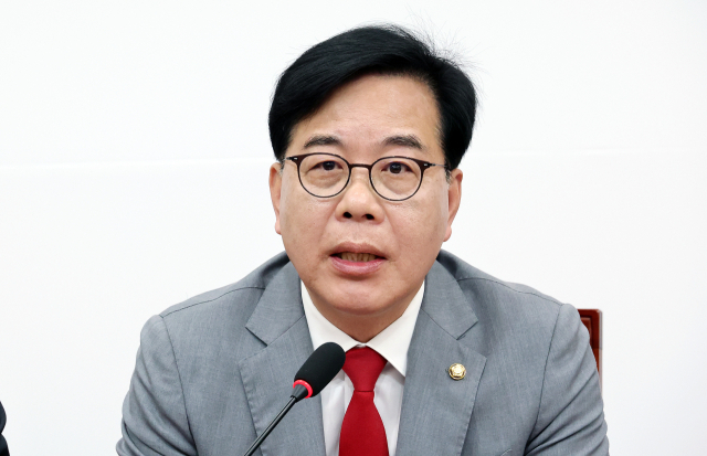 국민의힘 송언석 원내대표가 27일 국회에서 열린 최고위원회의에서 발언하고 있다. 연합뉴스