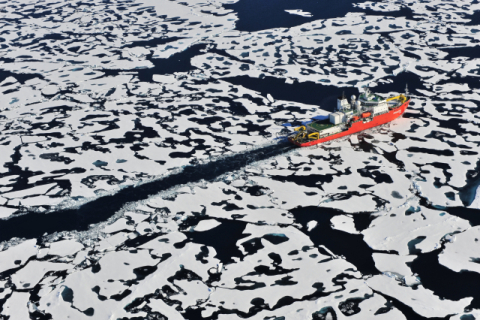 북극항로 갈 선사 내달 결정… 해수부 “화물 수요 파악”