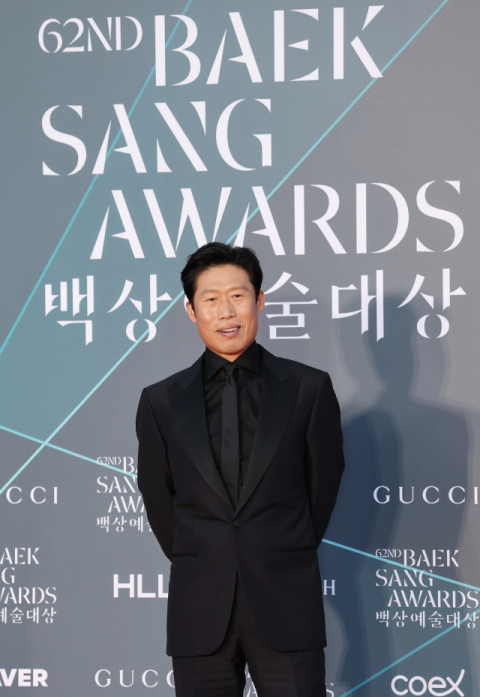 백상예술대상 영예는 '왕사남' 유해진·'김 부장 이야기' 류승룡